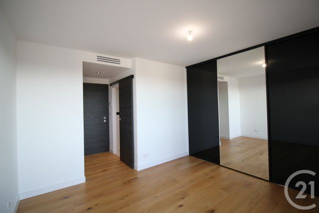 Appartement T3 à vendre - 3 pièces - 89.9 m2 - CASTRIES - 34 - LANGUEDOC-ROUSSILLON - Century 21 La Cadoule
