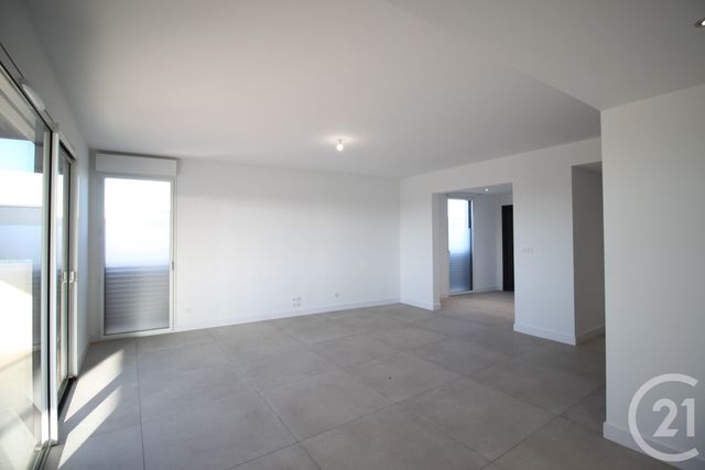 Appartement T3 à vendre - 3 pièces - 89.9 m2 - CASTRIES - 34 - LANGUEDOC-ROUSSILLON - Century 21 La Cadoule