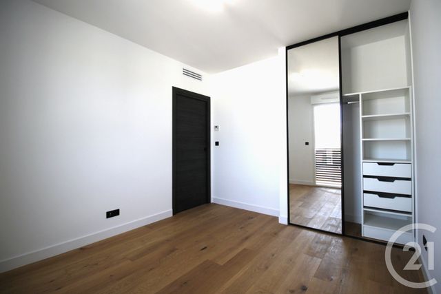 Appartement T3 à vendre - 3 pièces - 95.85 m2 - CASTRIES - 34 - LANGUEDOC-ROUSSILLON - Century 21 La Cadoule