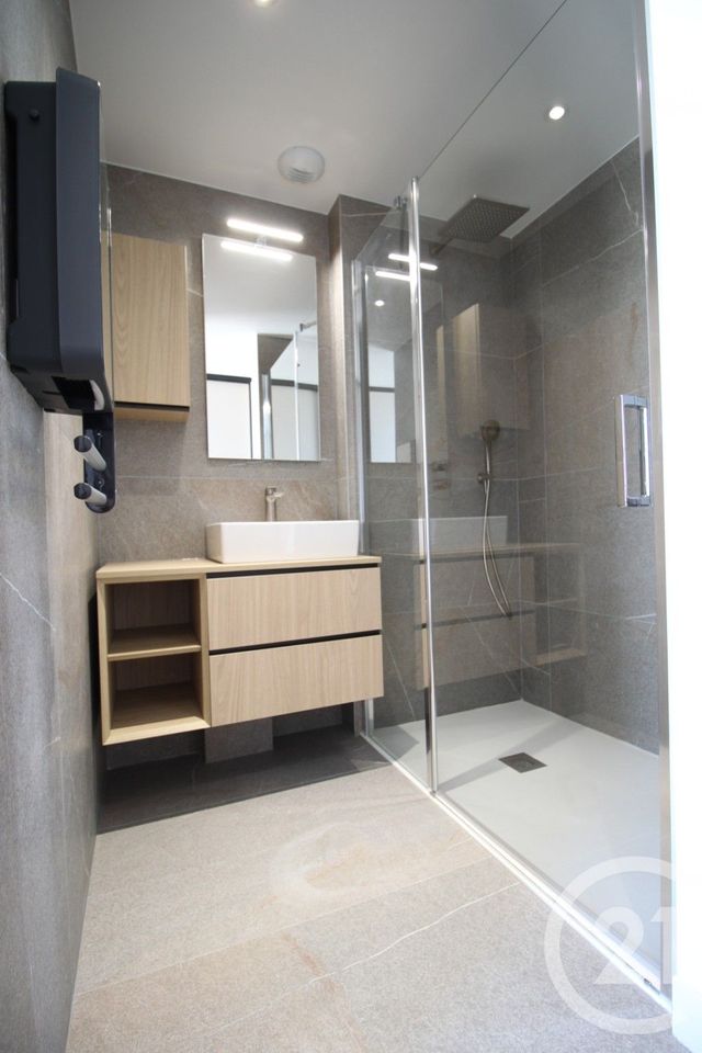 Appartement T3 à vendre - 3 pièces - 95.85 m2 - CASTRIES - 34 - LANGUEDOC-ROUSSILLON - Century 21 La Cadoule