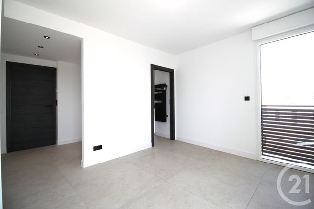 Appartement T3 à vendre - 3 pièces - 95.85 m2 - CASTRIES - 34 - LANGUEDOC-ROUSSILLON - Century 21 La Cadoule