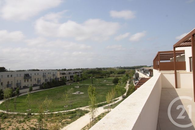 Appartement T3 à vendre - 3 pièces - 95.85 m2 - CASTRIES - 34 - LANGUEDOC-ROUSSILLON - Century 21 La Cadoule