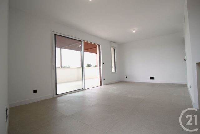 Appartement T4 à vendre - 4 pièces - 97.35 m2 - CASTRIES - 34 - LANGUEDOC-ROUSSILLON - Century 21 La Cadoule