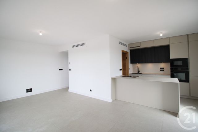 Appartement T4 à vendre - 4 pièces - 97.35 m2 - CASTRIES - 34 - LANGUEDOC-ROUSSILLON - Century 21 La Cadoule