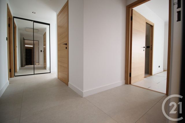 Appartement T4 à vendre - 4 pièces - 97.35 m2 - CASTRIES - 34 - LANGUEDOC-ROUSSILLON - Century 21 La Cadoule