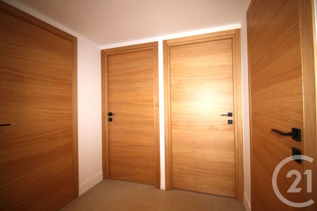 Appartement T3 à vendre - 3 pièces - 84.8 m2 - BAILLARGUES - 34 - LANGUEDOC-ROUSSILLON - Century 21 La Cadoule