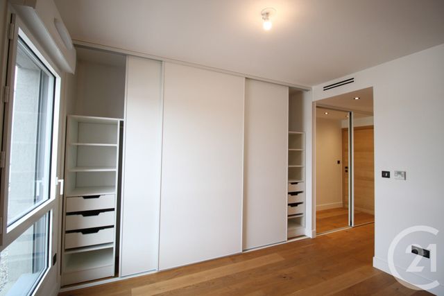 Appartement T4 à vendre - 4 pièces - 132.3 m2 - BAILLARGUES - 34 - LANGUEDOC-ROUSSILLON - Century 21 La Cadoule