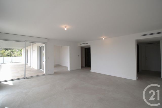 Appartement T3 à vendre - 3 pièces - 124.84 m2 - BAILLARGUES - 34 - LANGUEDOC-ROUSSILLON - Century 21 La Cadoule