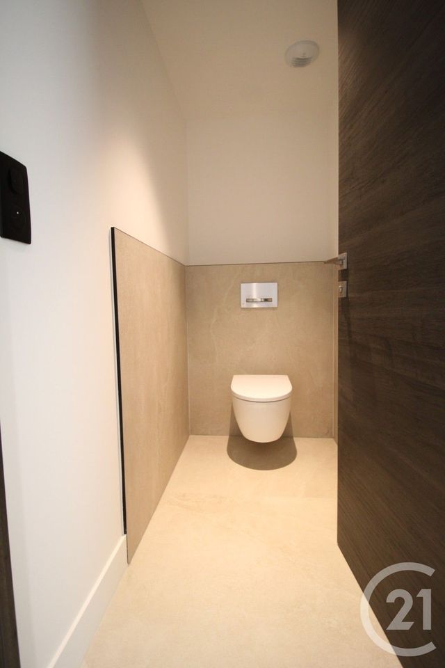 Appartement T3 à vendre - 3 pièces - 124.84 m2 - BAILLARGUES - 34 - LANGUEDOC-ROUSSILLON - Century 21 La Cadoule