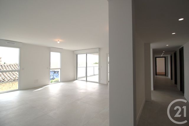 Appartement T3 à vendre - 3 pièces - 124.84 m2 - BAILLARGUES - 34 - LANGUEDOC-ROUSSILLON - Century 21 La Cadoule