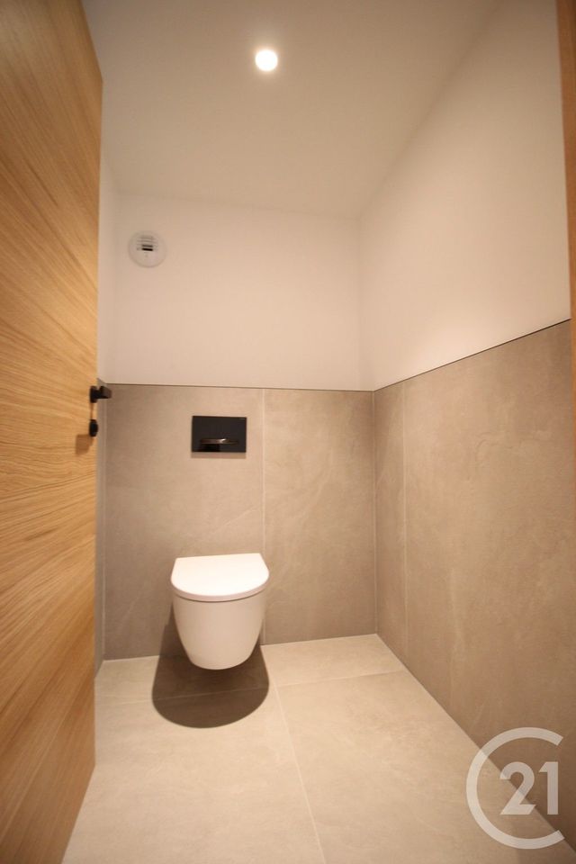Appartement T3 à vendre - 3 pièces - 116.09 m2 - BAILLARGUES - 34 - LANGUEDOC-ROUSSILLON - Century 21 La Cadoule