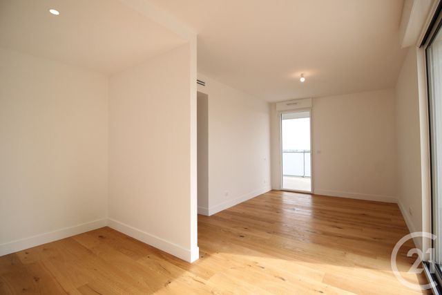 Appartement T3 à vendre - 3 pièces - 116.09 m2 - BAILLARGUES - 34 - LANGUEDOC-ROUSSILLON - Century 21 La Cadoule