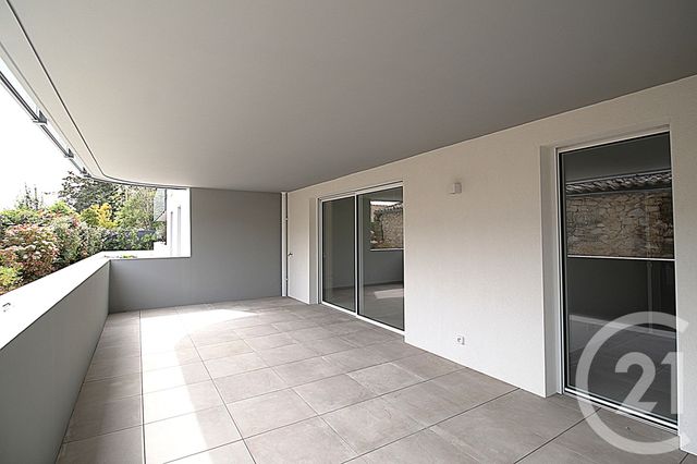 Appartement T3 à vendre - 3 pièces - 83.02 m2 - BAILLARGUES - 34 - LANGUEDOC-ROUSSILLON - Century 21 La Cadoule
