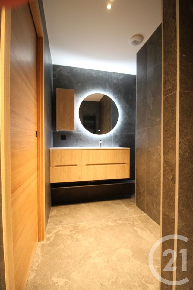 Appartement T4 à vendre - 4 pièces - 126.52 m2 - BAILLARGUES - 34 - LANGUEDOC-ROUSSILLON - Century 21 La Cadoule