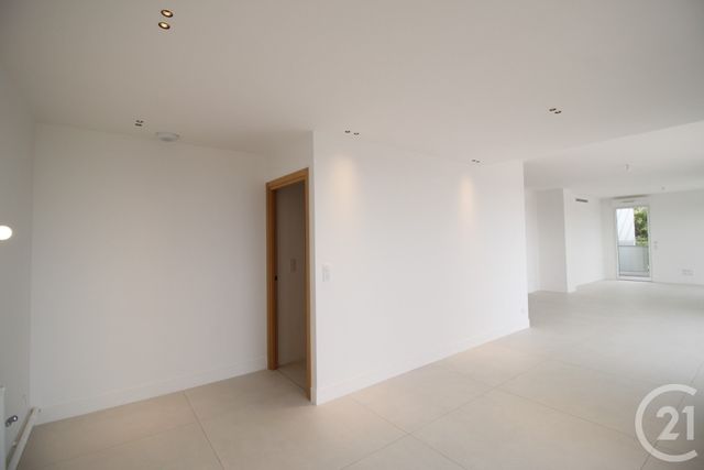 Appartement T4 à vendre - 4 pièces - 126.52 m2 - BAILLARGUES - 34 - LANGUEDOC-ROUSSILLON - Century 21 La Cadoule
