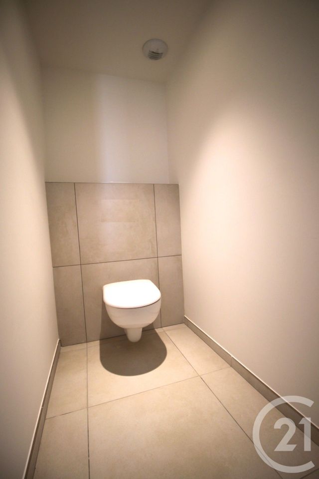 Appartement T3 à vendre - 3 pièces - 83.79 m2 - BAILLARGUES - 34 - LANGUEDOC-ROUSSILLON - Century 21 La Cadoule