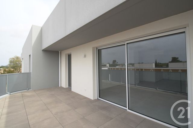 Appartement T3 à vendre - 3 pièces - 83.79 m2 - BAILLARGUES - 34 - LANGUEDOC-ROUSSILLON - Century 21 La Cadoule
