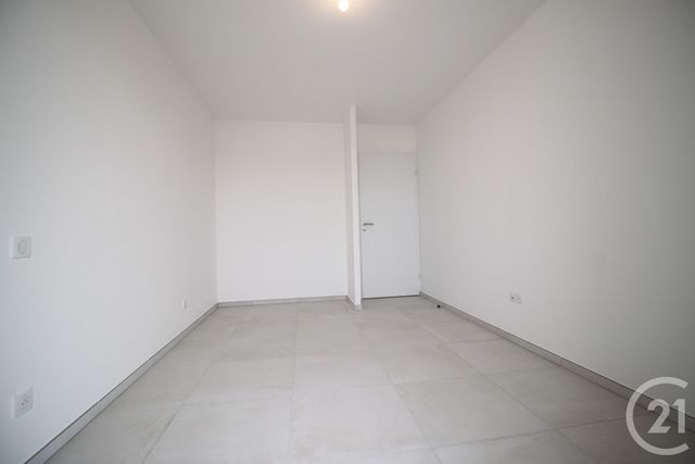 Appartement T3 à vendre - 3 pièces - 83.79 m2 - BAILLARGUES - 34 - LANGUEDOC-ROUSSILLON - Century 21 La Cadoule