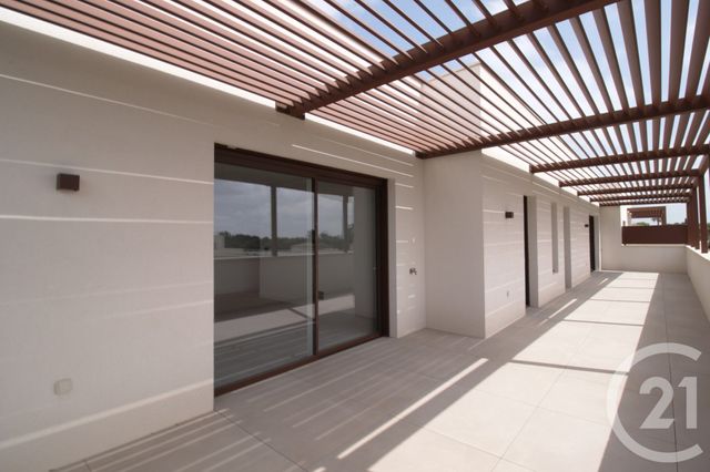 Appartement T4 à vendre - 4 pièces - 120.15 m2 - CASTRIES - 34 - LANGUEDOC-ROUSSILLON - Century 21 La Cadoule