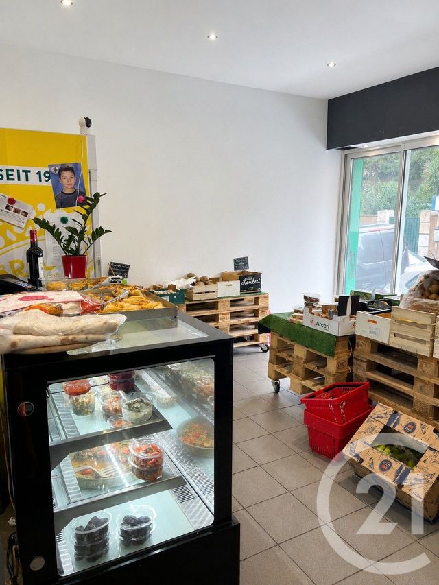 divers à vendre - 25.0 m2 - MARSEILLE - 13007 - PROVENCE-ALPES-COTE-D-AZUR - Century 21 La Cadoule