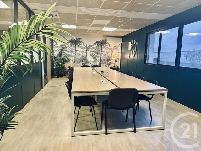 Appartement Local à louer - 1 pièce - 370.0 m2 - CASTRIES - 34 - LANGUEDOC-ROUSSILLON - Century 21 La Cadoule