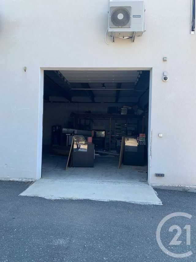 Appartement Local à louer - 1 pièce - 210.0 m2 - CASTRIES - 34 - LANGUEDOC-ROUSSILLON - Century 21 La Cadoule