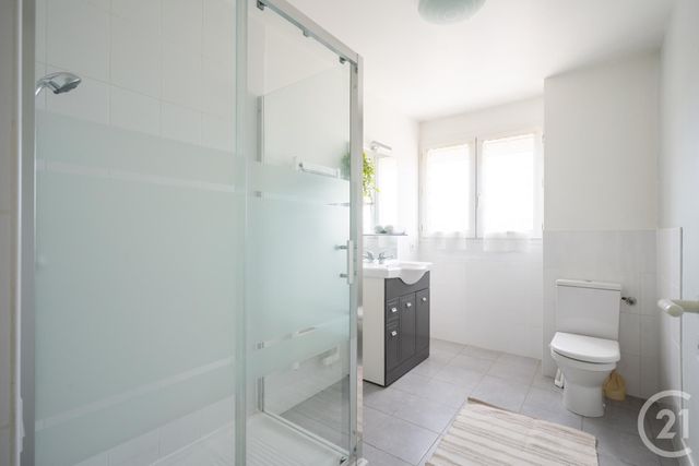 Appartement T5 à vendre - 5 pièces - 129.0 m2 - AIX EN PROVENCE - 13 - PROVENCE-ALPES-COTE-D-AZUR - Century 21 La Cadoule